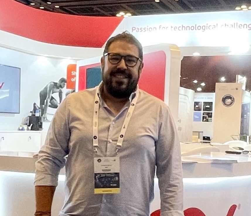 Fernando EXHIBITA